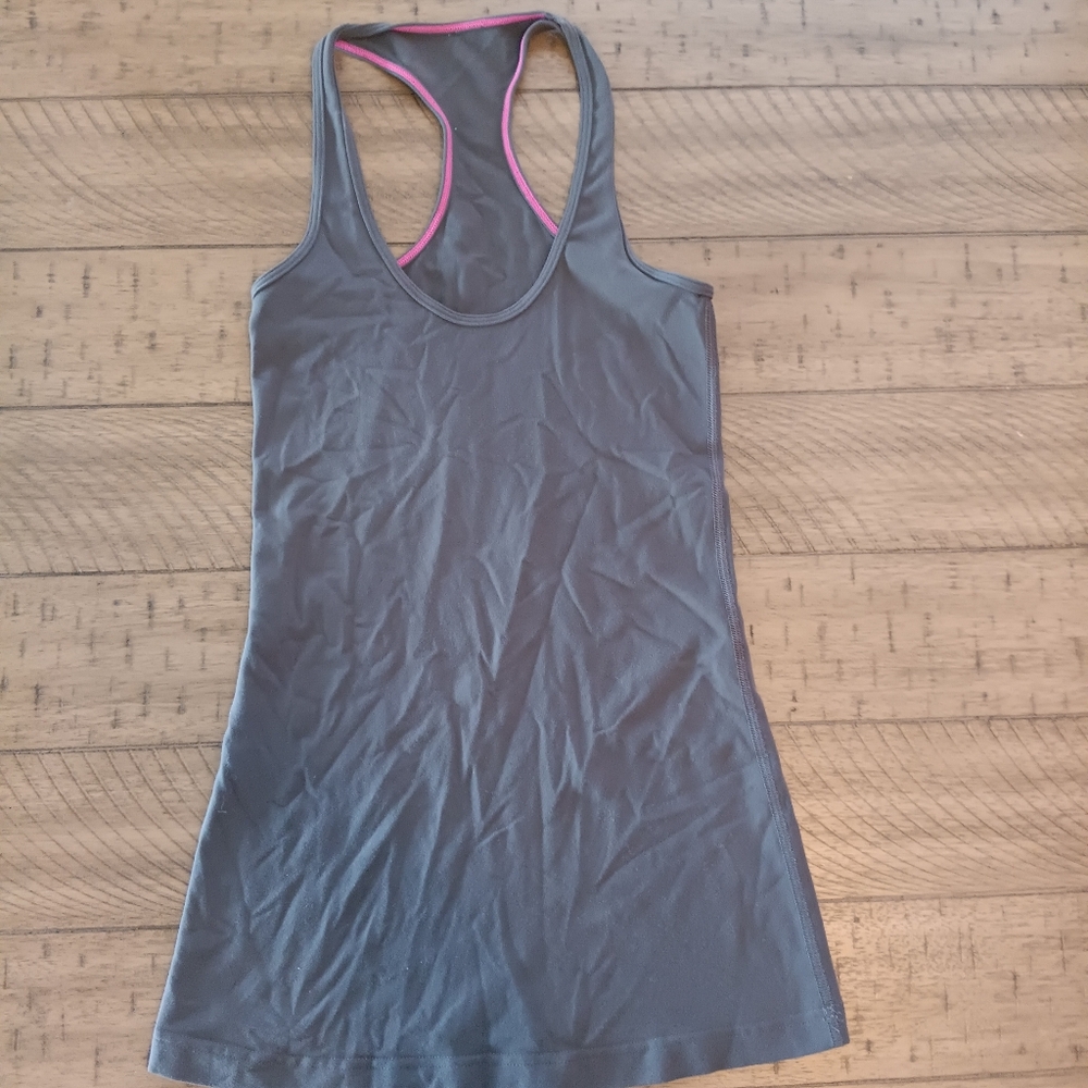 Lululemon Women's S/M racerback tank top